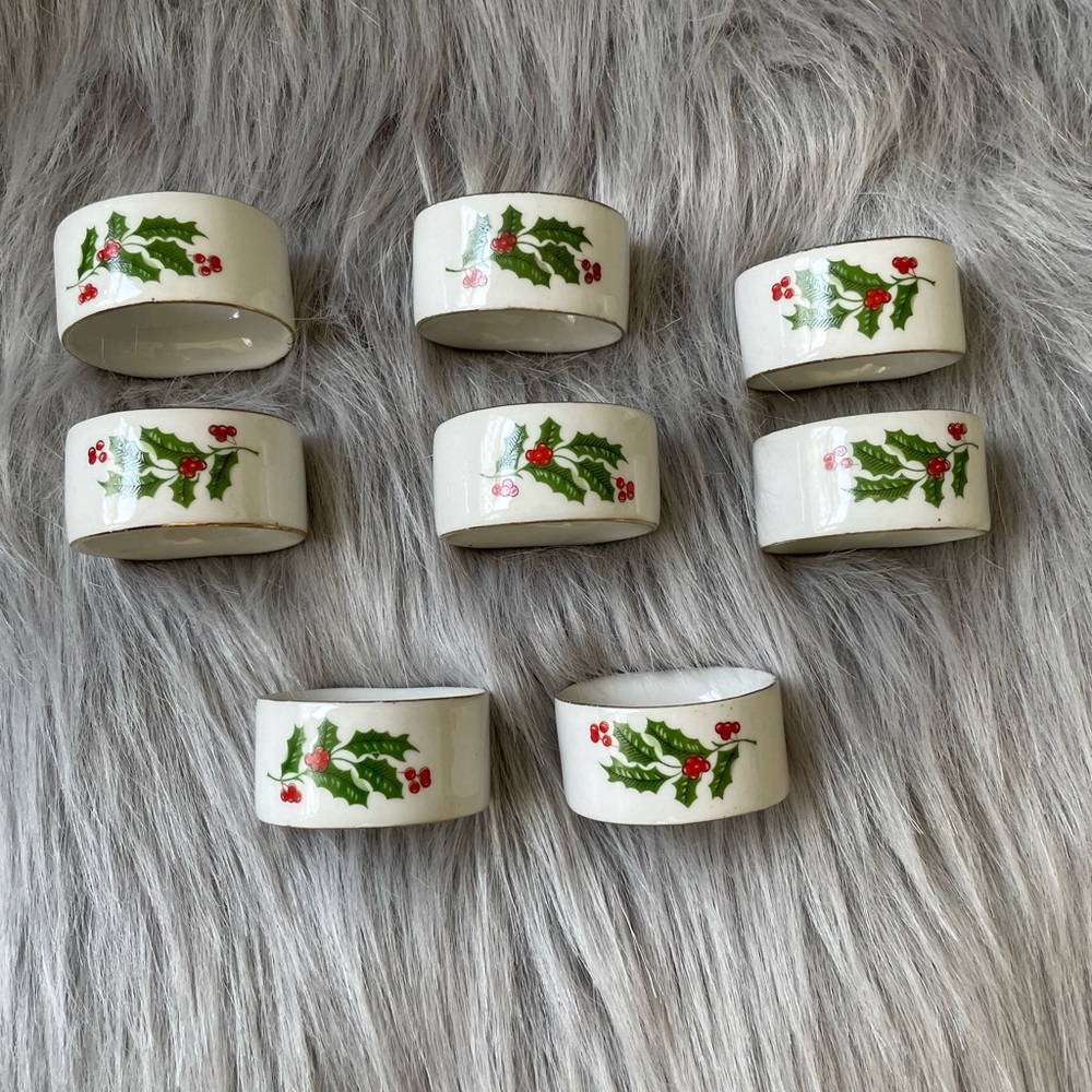 Vintage ceramic Christmas napkin rings.